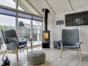 Tv, pejs, dvd-afspiller