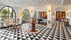 Sala de estar en el lobby