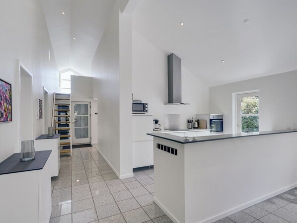 Fridge, microwave, oven, dishwasher - "Ralda" - 590m from the sea by Interhome (Hals)