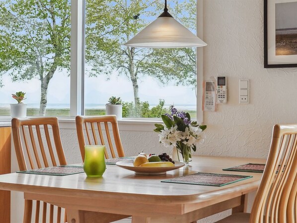 Dining - "Rayla" - 150m from the sea by Interhome (Hals)