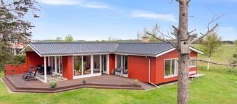 "Rayla" - 150m from the sea by Interhome