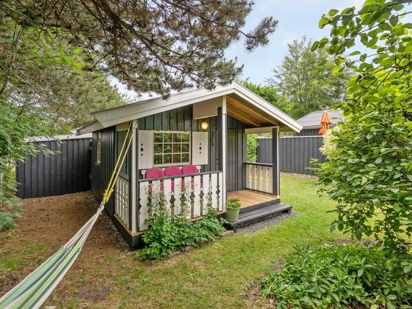 Property grounds - "Farthin" - 800m from the sea by Interhome (Hals)