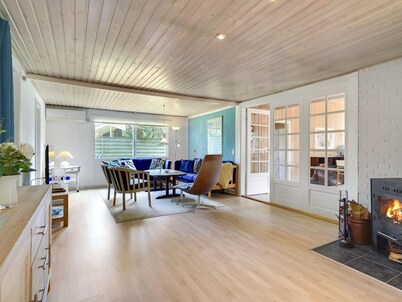 "Rudi" - 450m from the sea by Interhome