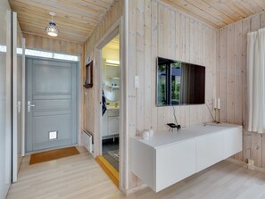 Interior - "Ane" - 1.7km from the sea by Interhome (Hals)