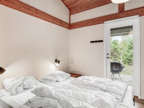 3 bedrooms, Internet - "Thomine" - 200m from the sea by Interhome (Hals)