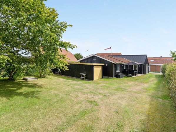 Exterior - "Fredrikke" - 50m from the sea by Interhome (Hals)