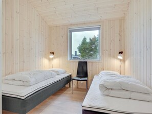 3 bedrooms, WiFi