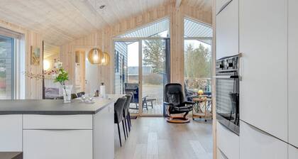 "Jerrit" - 225m from the sea by Interhome