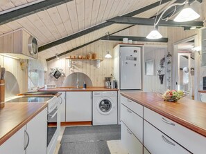 Fridge, dishwasher, cookware/dishes/utensils