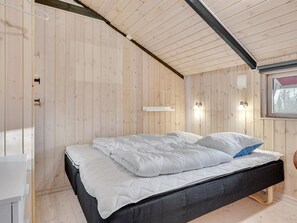 3 bedrooms, Internet