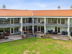 Outdoor dining - "Geert" - 25m from the sea by Interhome (Ebeltoft)