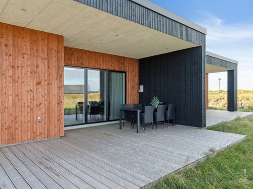 "Kasper" - 1.8km from the sea by Interhome