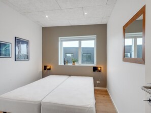 3 bedrooms, WiFi
