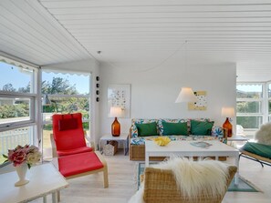 Tv, pejs, dvd-afspiller