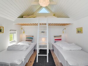 3 bedrooms, Internet