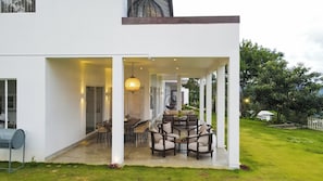 Fachada da propriedade