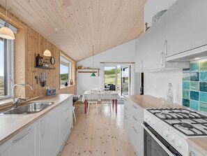 Fridge, dishwasher, cookware/dishes/utensils