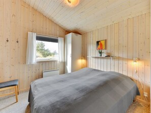 3 bedrooms, Internet