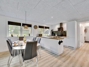 Dining - "Øn" -  from the sea by Interhome (Hvide Sande)