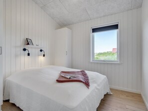 3 bedrooms, WiFi
