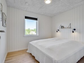 3 bedrooms, WiFi