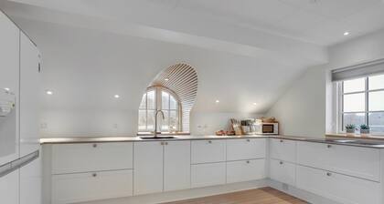 "Annelouise" - 100m from the sea by Interhome