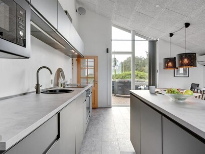 "Mert" - 1.2km from the sea by Interhome
