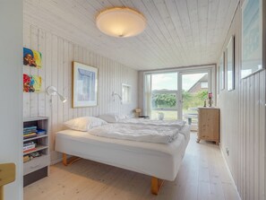 3 bedrooms, WiFi - "Svende" - 100m from the sea by Interhome (Blåvand)