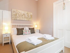 1 chambre, décoration personnalisée, ameublement personnalisé