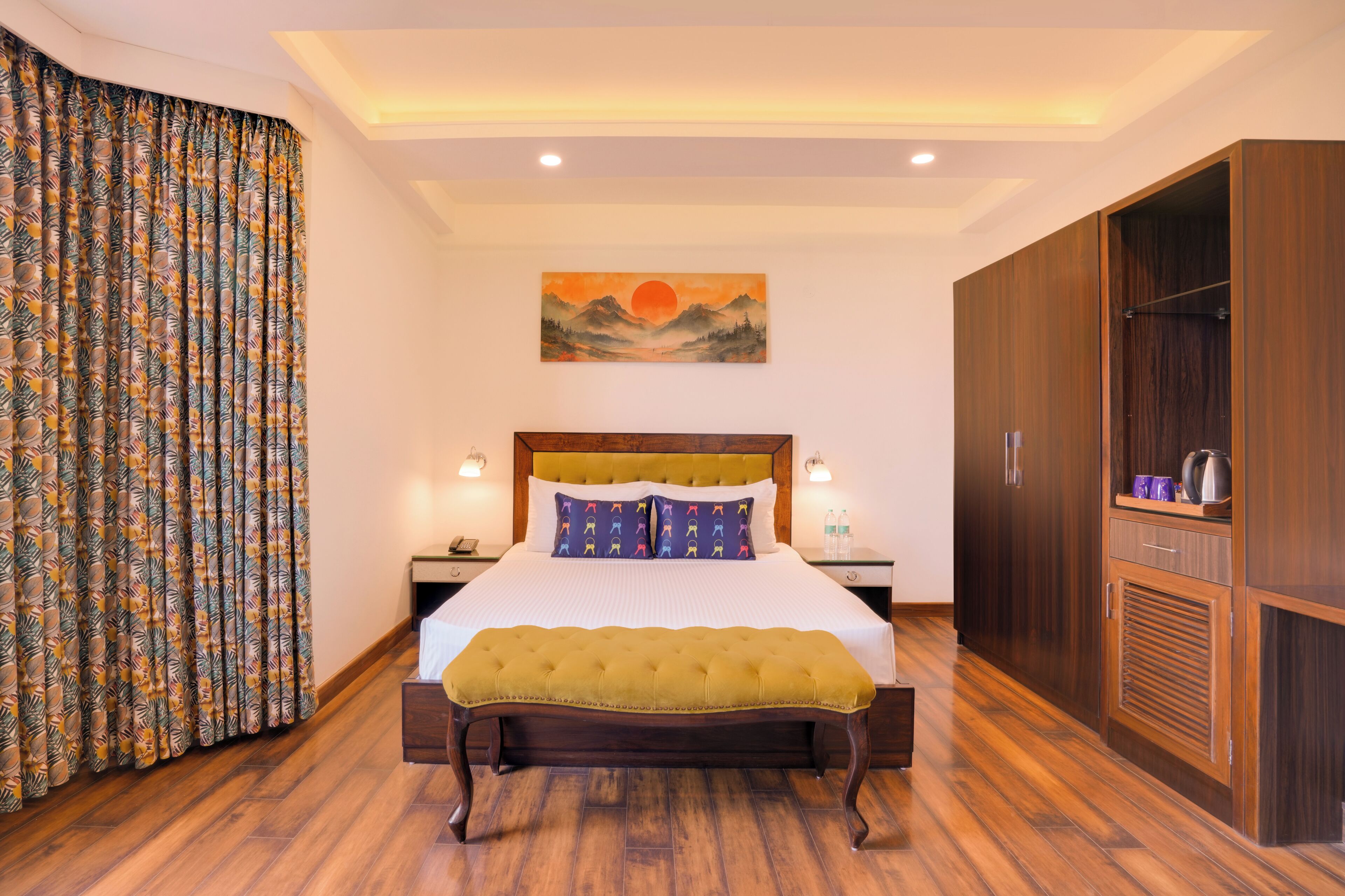 Studio Suite with Mountain View | Skrivbord, strykjärn/strykbräda och gratis wi-fi