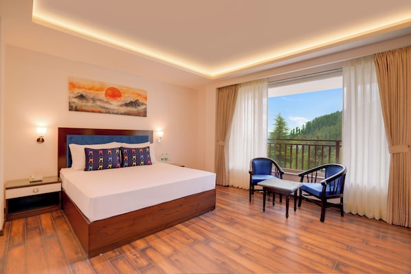 Superior Double Room with Mountain View | 1 habitación, escritorio, tabla de planchar con plancha y wifi gratis 