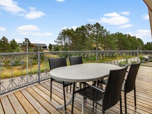 Outdoor dining - "Lissa" - 2.4km from the sea by Interhome (Rømø)