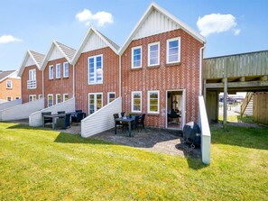 Outdoor dining - "Hansia" by Interhome (Rømø)