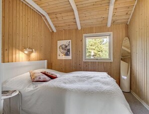 4 bedrooms