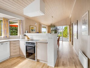 Køleskab, mikrobølgeovn, ovn, opvaskemaskine