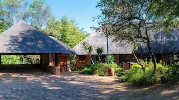 Bagian depan properti