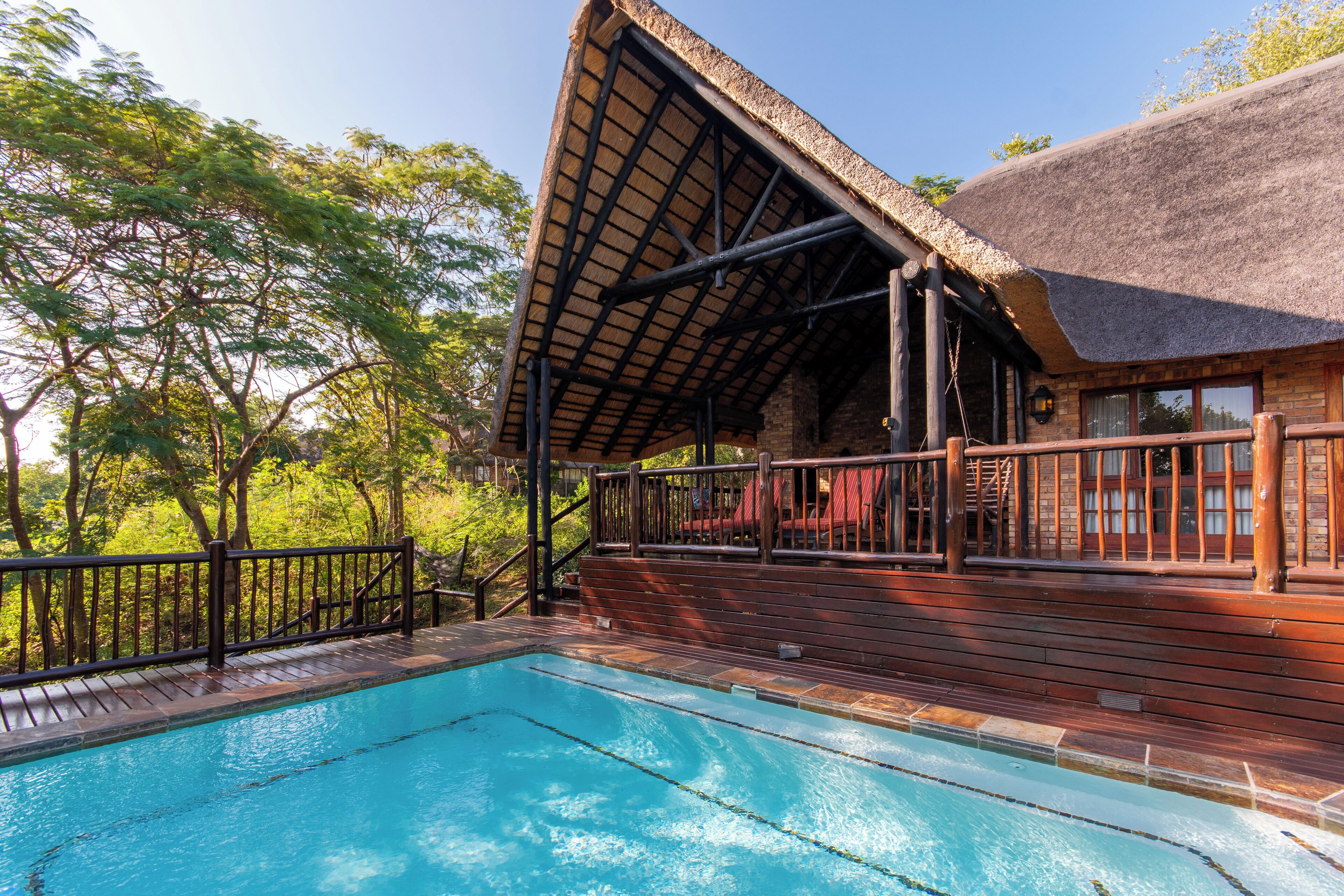 3 outdoor pools, pool loungers