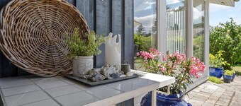 "Elva" - 150m from the sea by Interhome