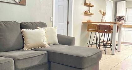 Casita near San Diego Bay