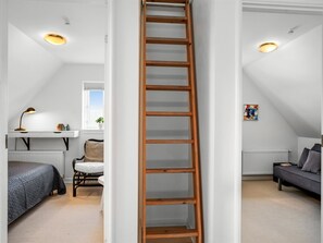 5 bedrooms, internet
