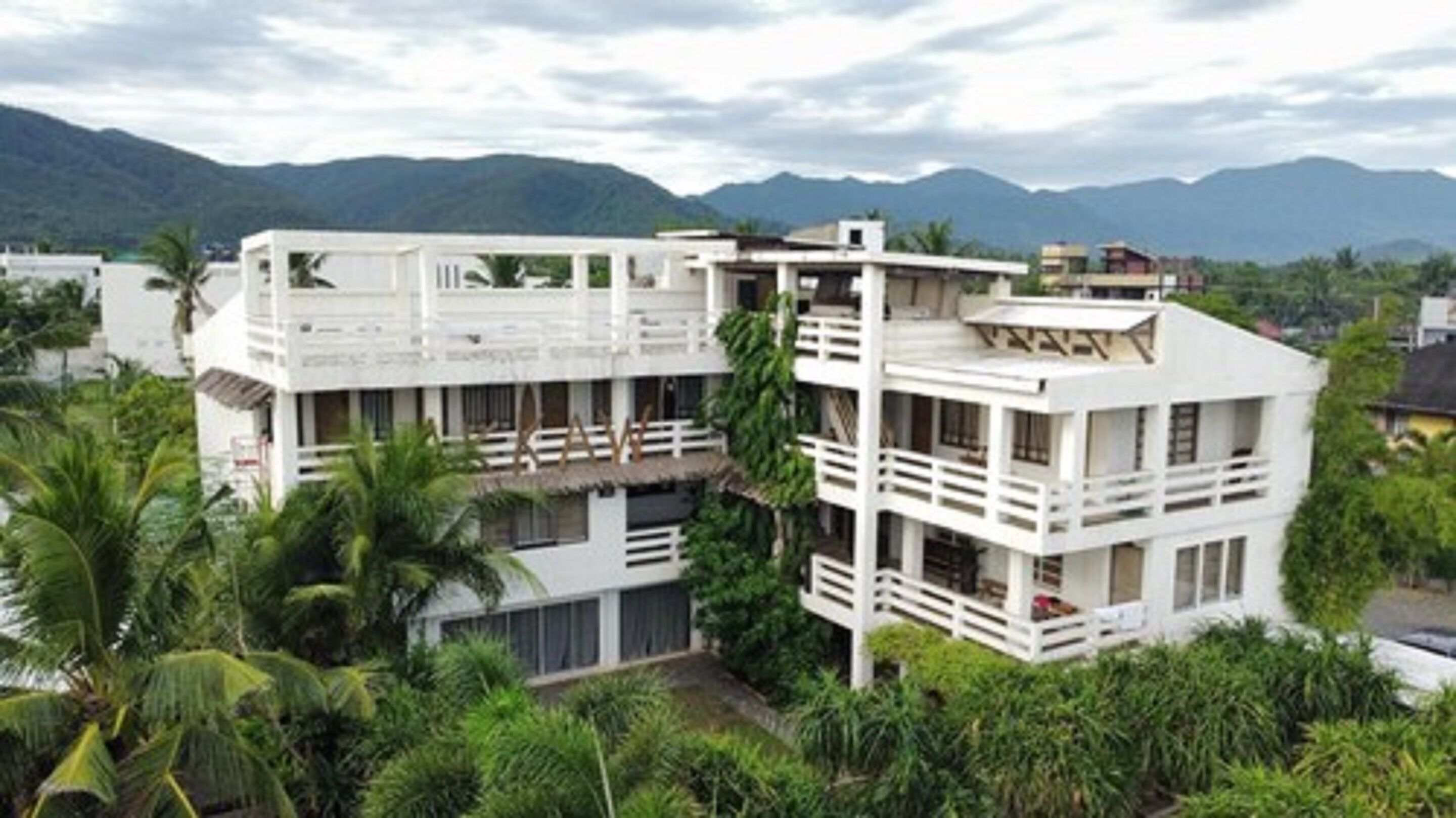 Fachada da propriedade