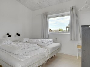 6 bedrooms, WiFi