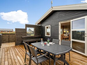 Outdoor dining - "Viveka" - 500m from the sea by Interhome (Harboøre)