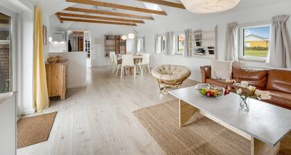 "Hermine" - from the sea by Interhome