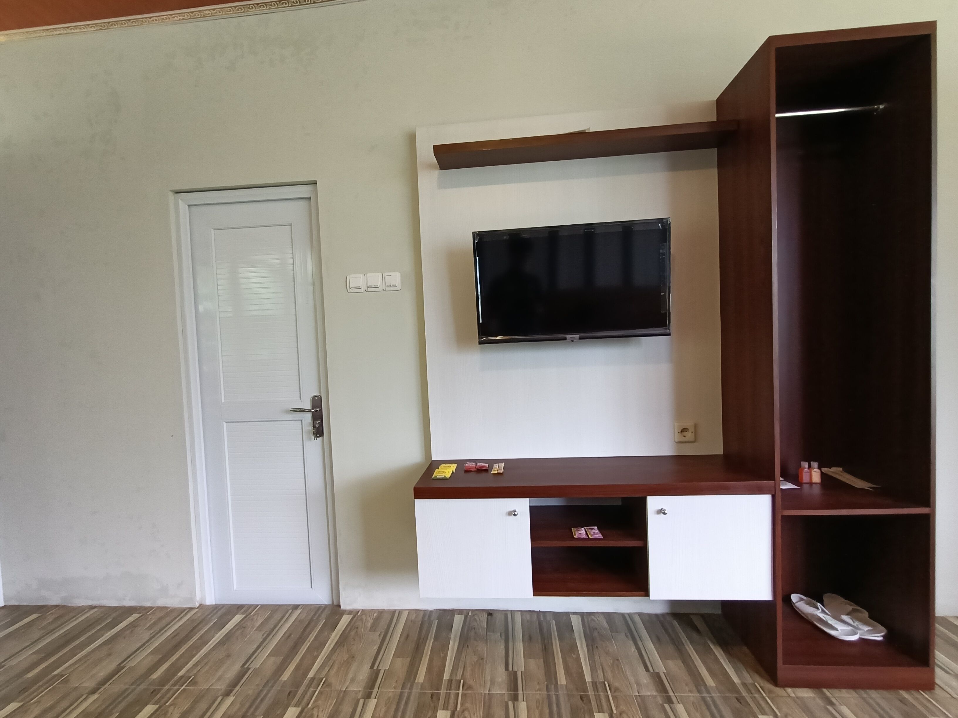 Family Room | Rollaway beds, free WiFi, bed sheets