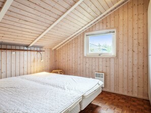 3 bedrooms, Internet