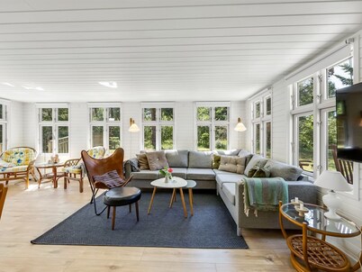 "Marise" - from the sea by Interhome