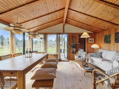 "Nestori" - 950m from the sea by Interhome