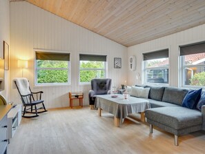 Tv och eldstad