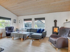 Tv och eldstad